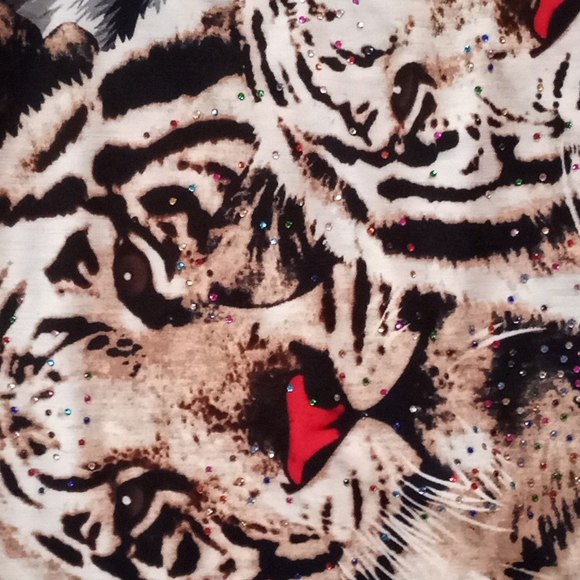 Shirt - Picture 2 of 4